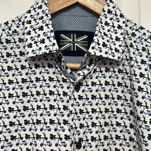 SOUL OF LONDON button down shirt.